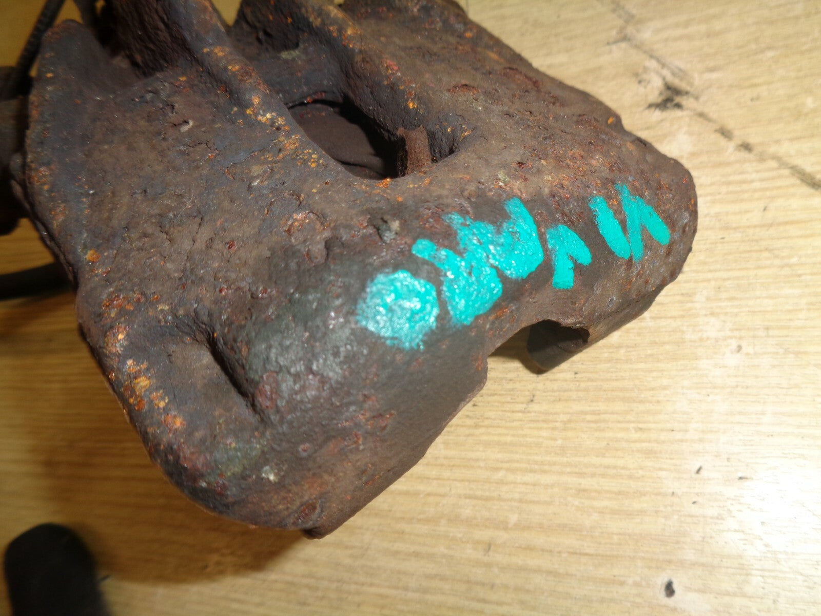 VAUXHALL VIVARO NS PASSENGER SIDE REAR BRAKE CALIPER