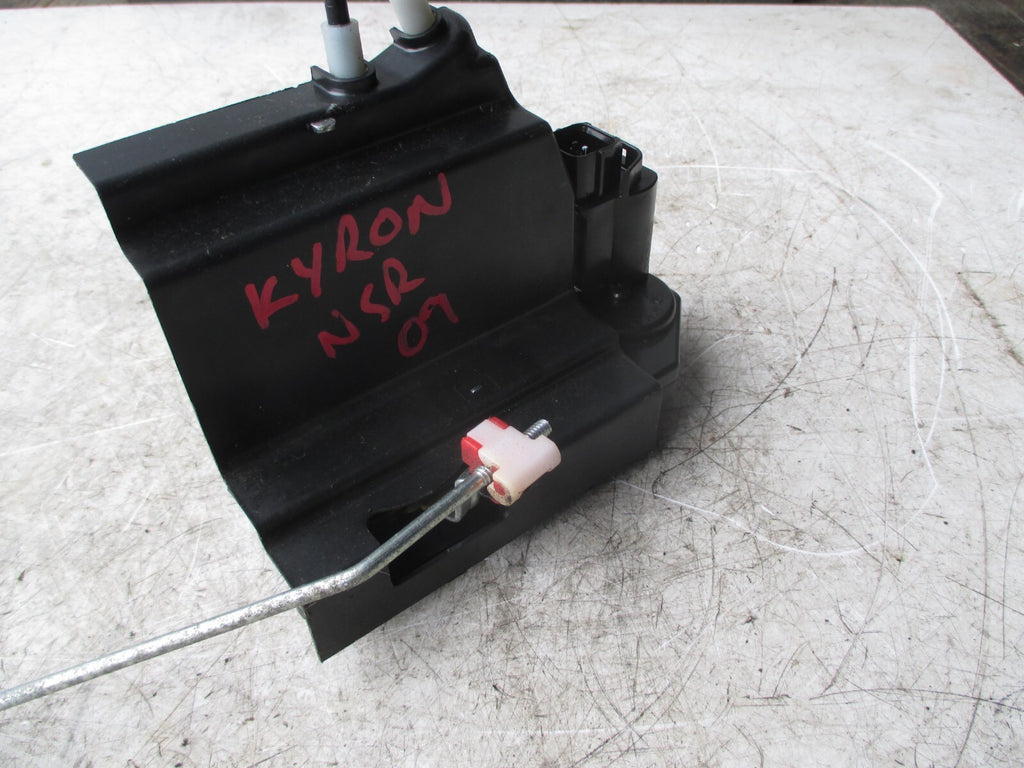 SSANGYONG KYRON 2009 2.0 DIESEL NSR PASSENGER SIDE DOOR LOCK MECHANISMS