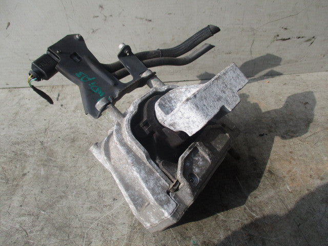 2009 AUDI Q3 8U RIGHT SIDE ENGINE MOUNT 5N0199262