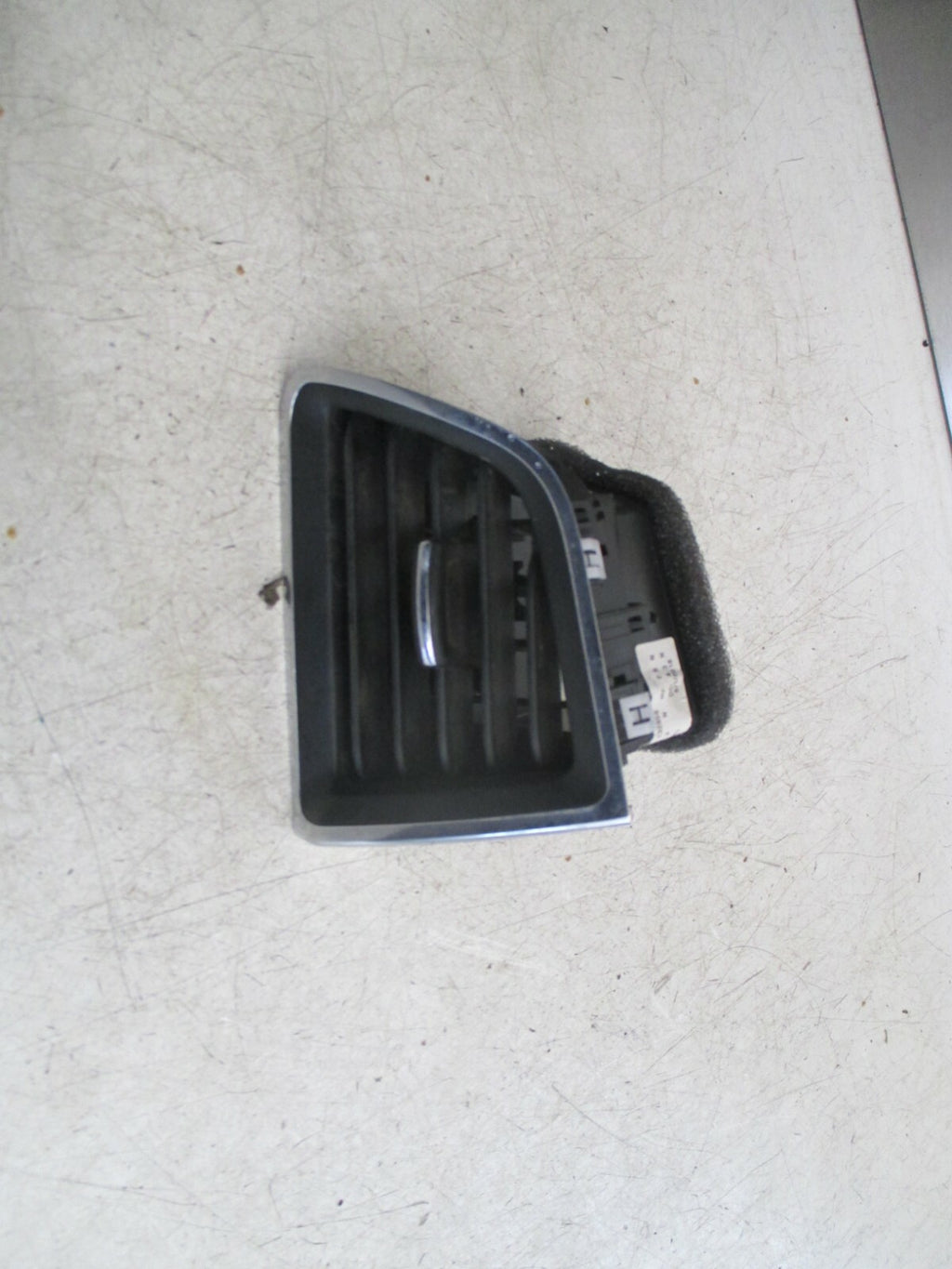 FORD S MAX MK2 2018 OSF AIR VENT NOZZLE KM2819893