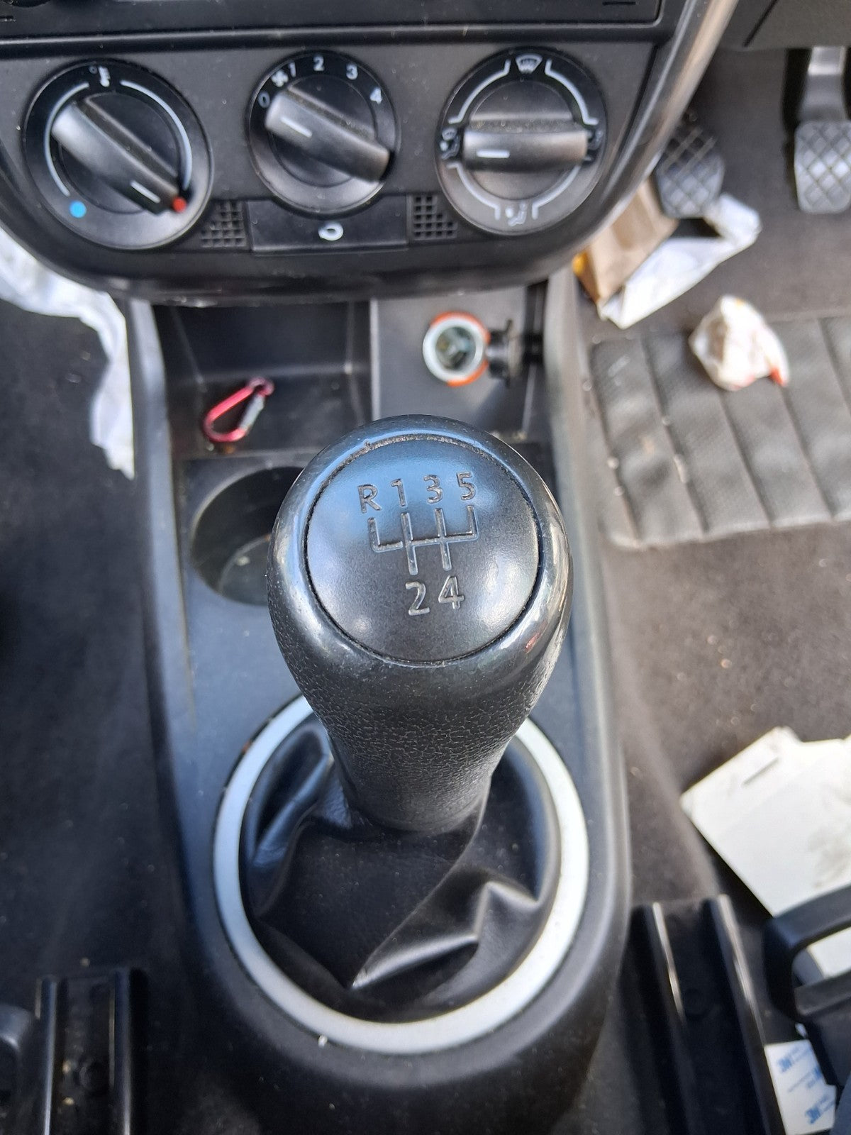 2011 VW VOLKSWAGEN FOX MANUAL GEAR STICK GEAR SHIFTER GEAR LEVER