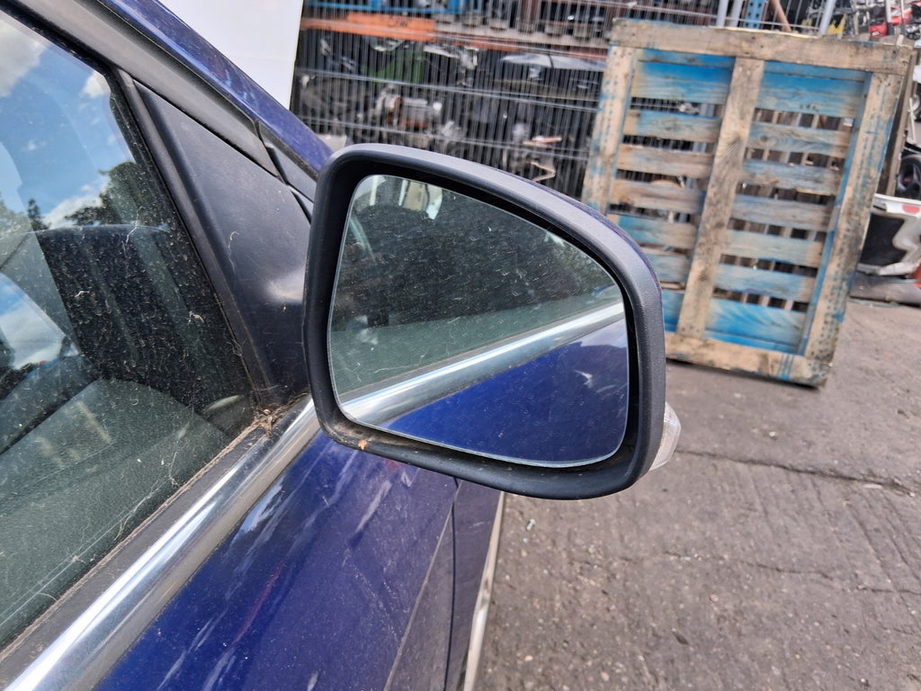2015 FORD FOCUS MK3 HATCHBACK OS DRIVER SIDE WING MIRROR DEEP IMPACT BLUE MET HF