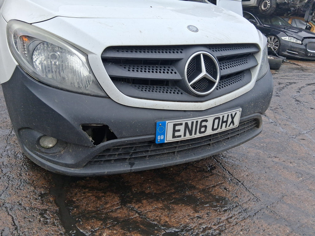 2016 MERCEDES CITAN W415 COMPLETE FRONT BUMPER WITH FRONT GRILLE BADGE GRILL