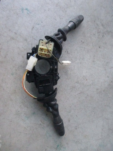 2020 LDV SAIC V80 WIPER INDICATOR STALK UNIT C00152831