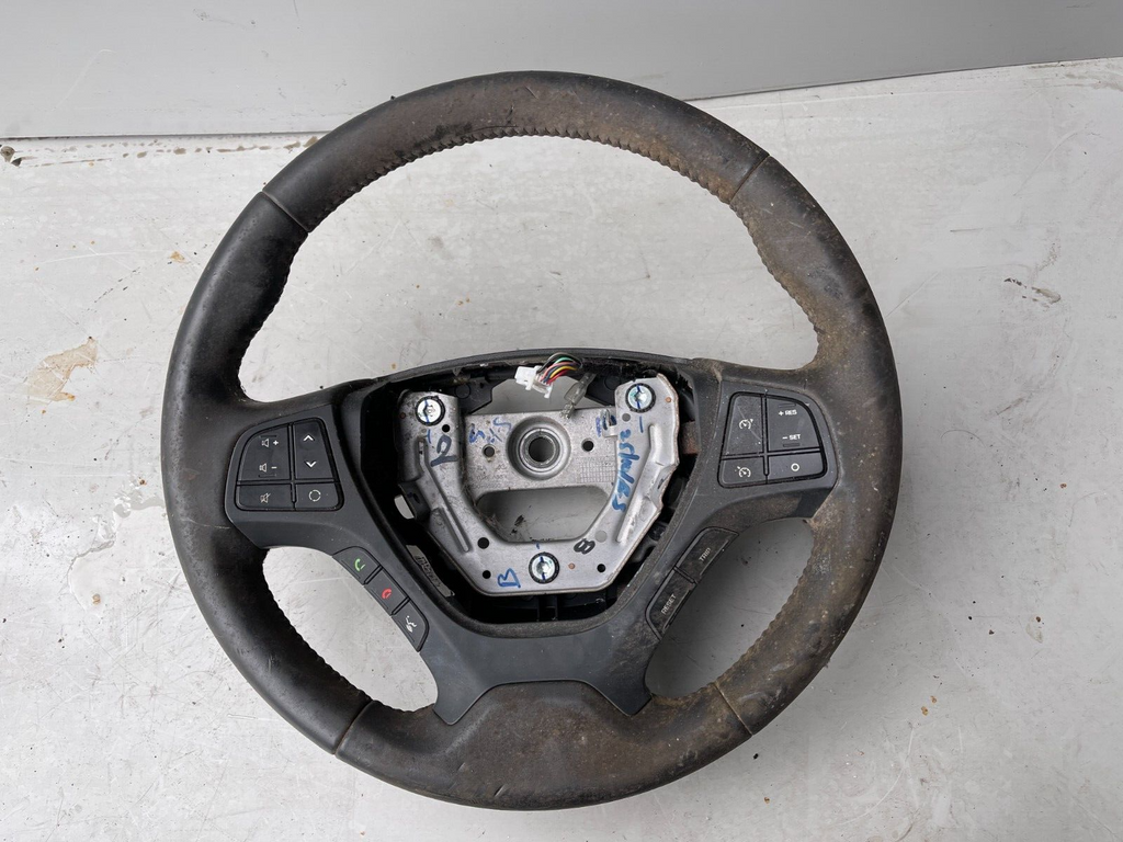 HYUNDAI I10 2015 MULTIFUNCTION LEATHER STEERING WHEEL 56130-B4000
