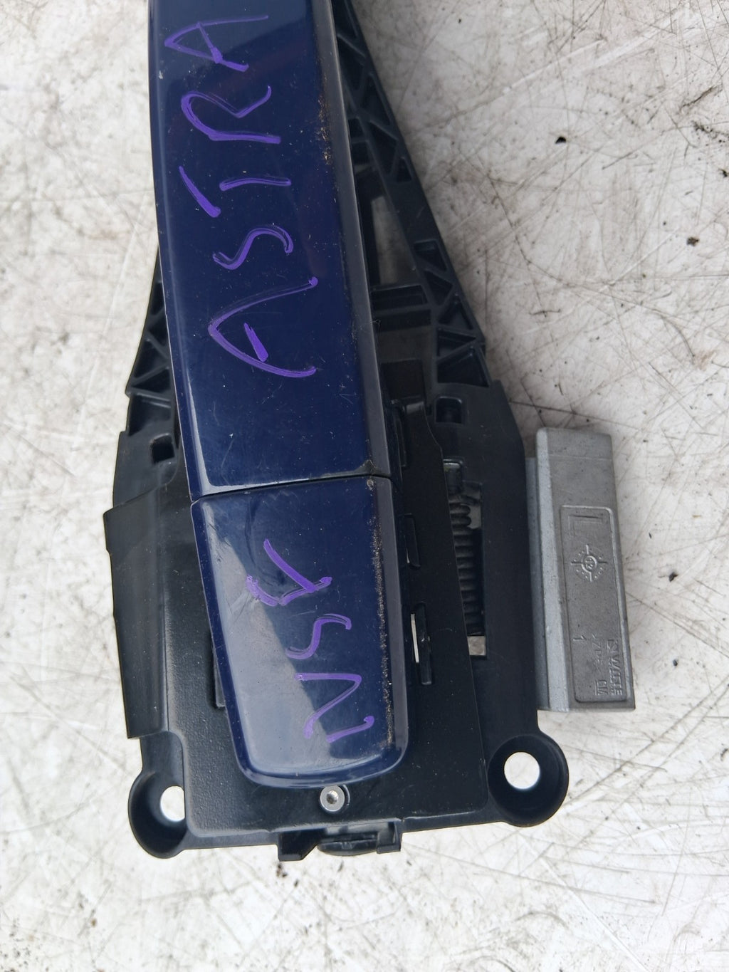 2013 VAUXHALL ASTRA J NSF PASSENGER SIDE FRONT LEFT EXTERIOR DOOR HANDLE