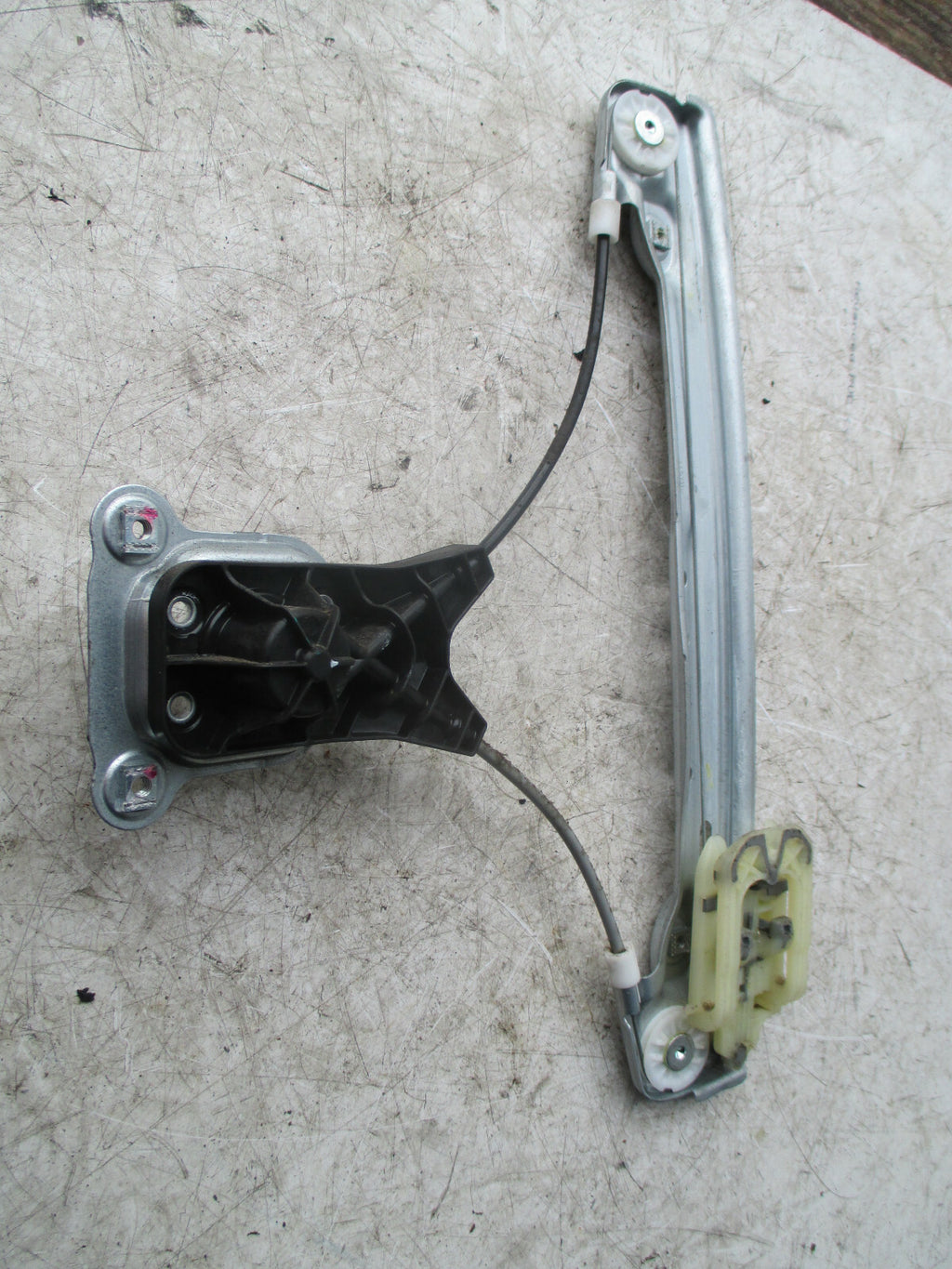 VAUXHALL VIVA 2018 NSR PASSENGER SIDE REAR DOOR WINDOW REGULATOR 42439348