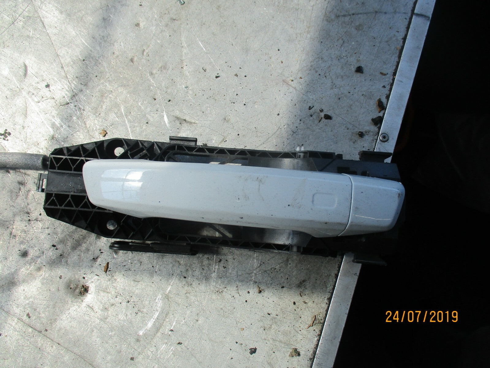 AUDI A3 8V (MK3) 1.6 TDI DRIVER OFF SIDE FRONT DOOR LOCK AND HANDLE 8X2 837 015B