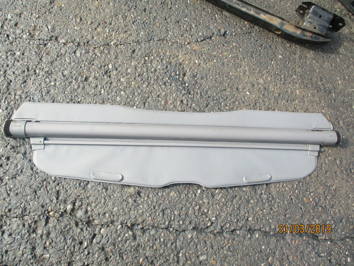 PEUGEOT 307 RETRACTABLE PARCEL SHELF BOOT LOAD COVER 96389368