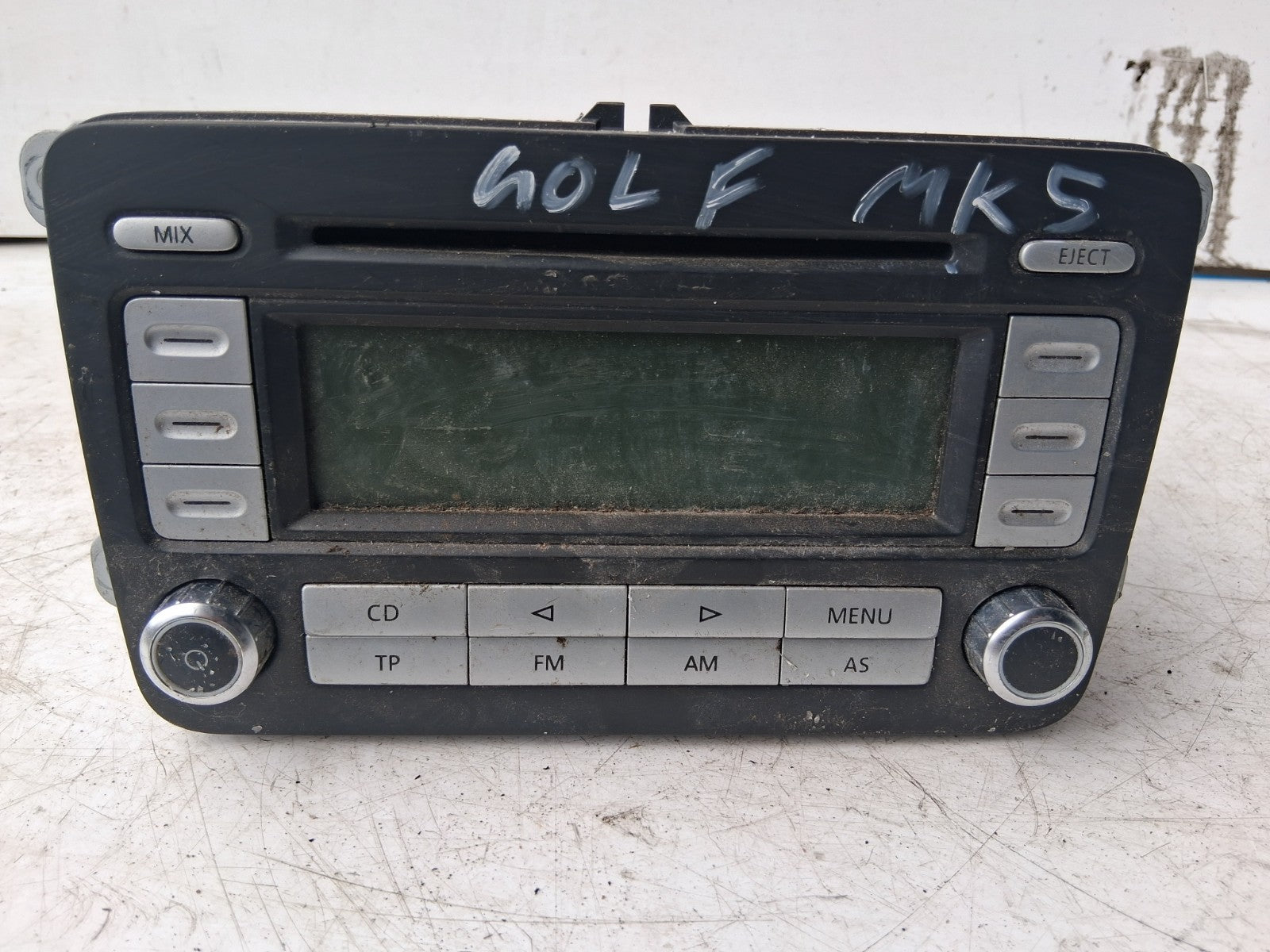 2007 VW VOLKSWAGEN GOLF MK5 RADIO CD PLAYER STEREO HEAD UNIT 1K0035186T