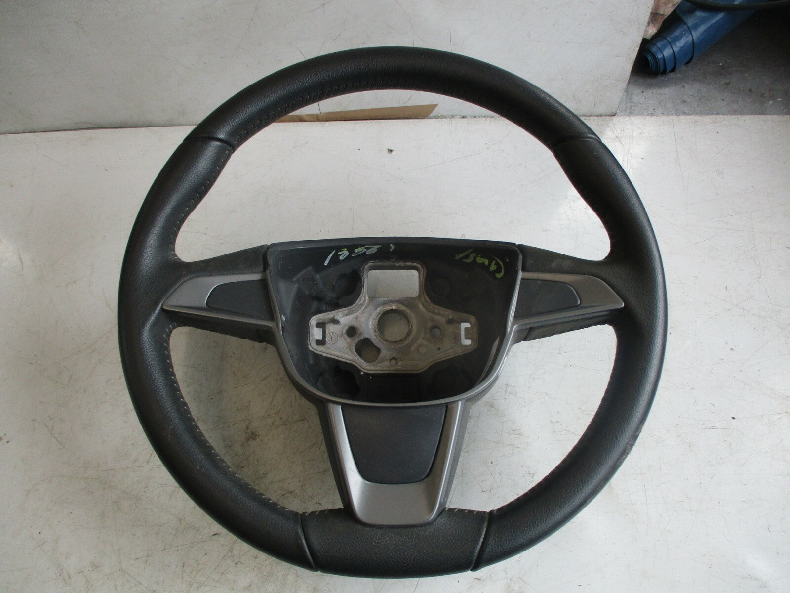 SEAT IBIZA 6J MK5 2013 3 SPOKE STEERING WHEEL PLASTIC SILVER TRIM 6J0419091AFCWP