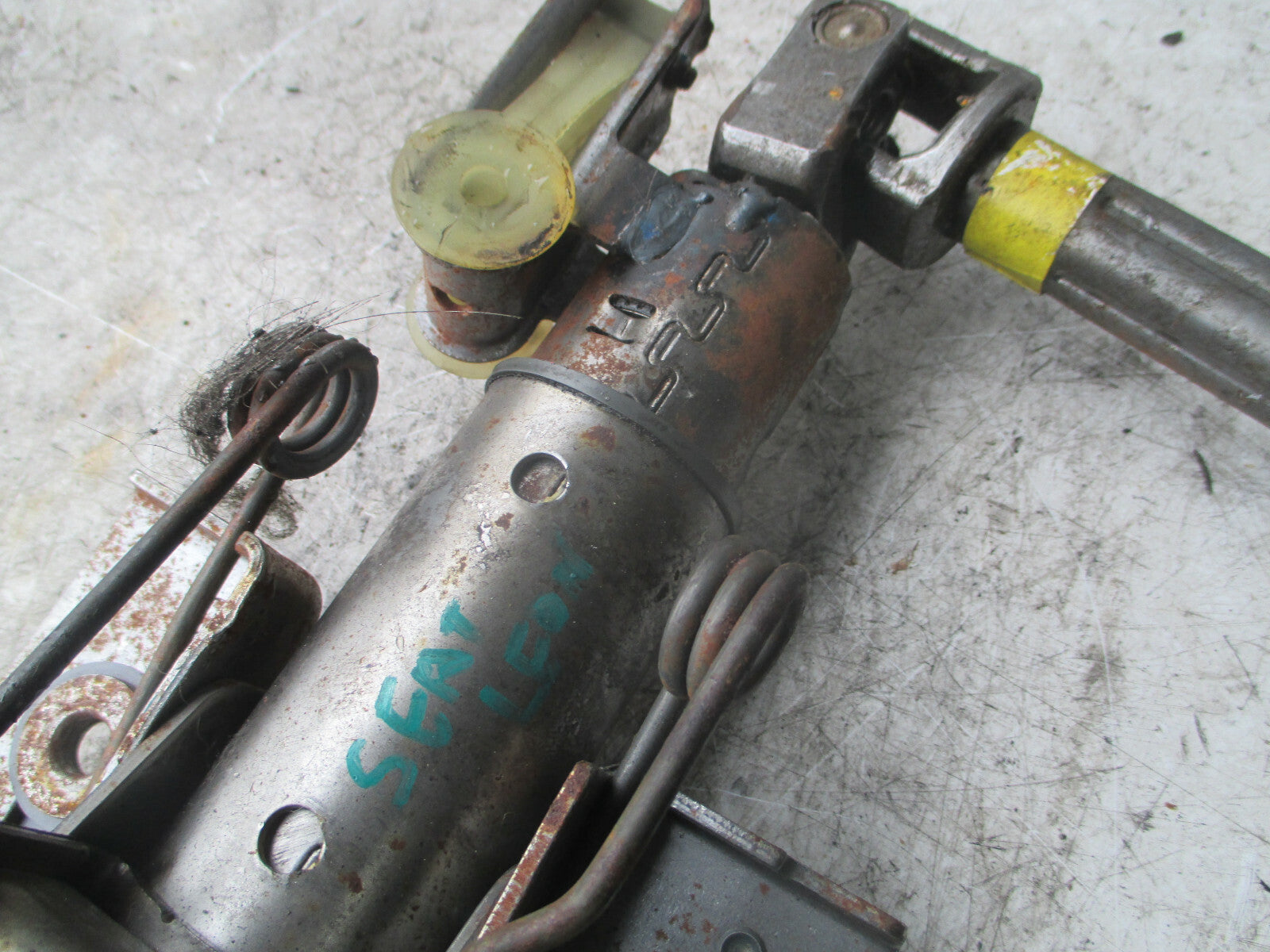 SEAT LEON 2005 MK1 ADJUSTABLE STEERING COLUMN 8l2419501ck