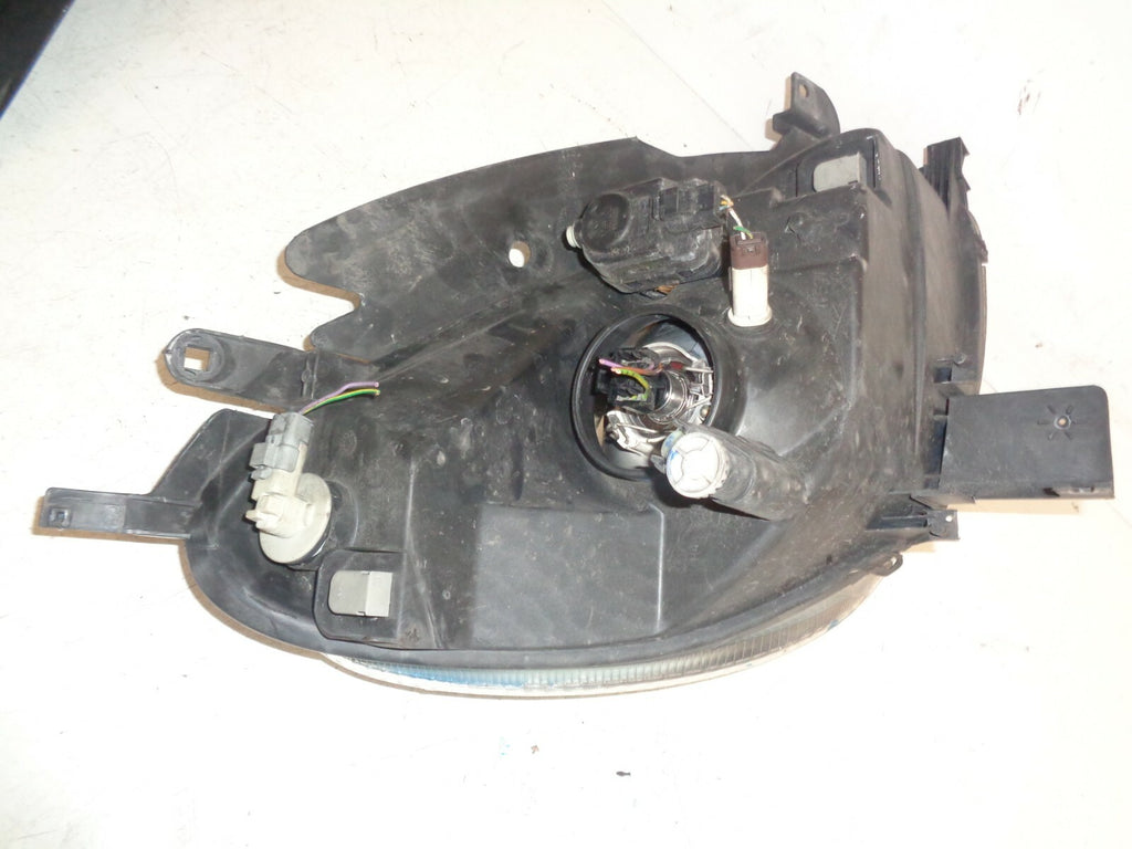 CITROEN XSARA PICASSO 2004 NS PASSENGER SIDE HEADLIGHT HEADLAMP 9631500180
