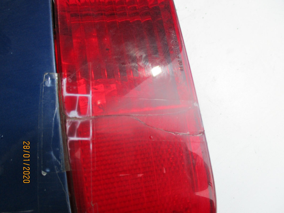 VAUXHALL MERIVA A MK1 2005 NSR PASSENGER SIDE REAR LIGHT TRIM BLUE 93294345