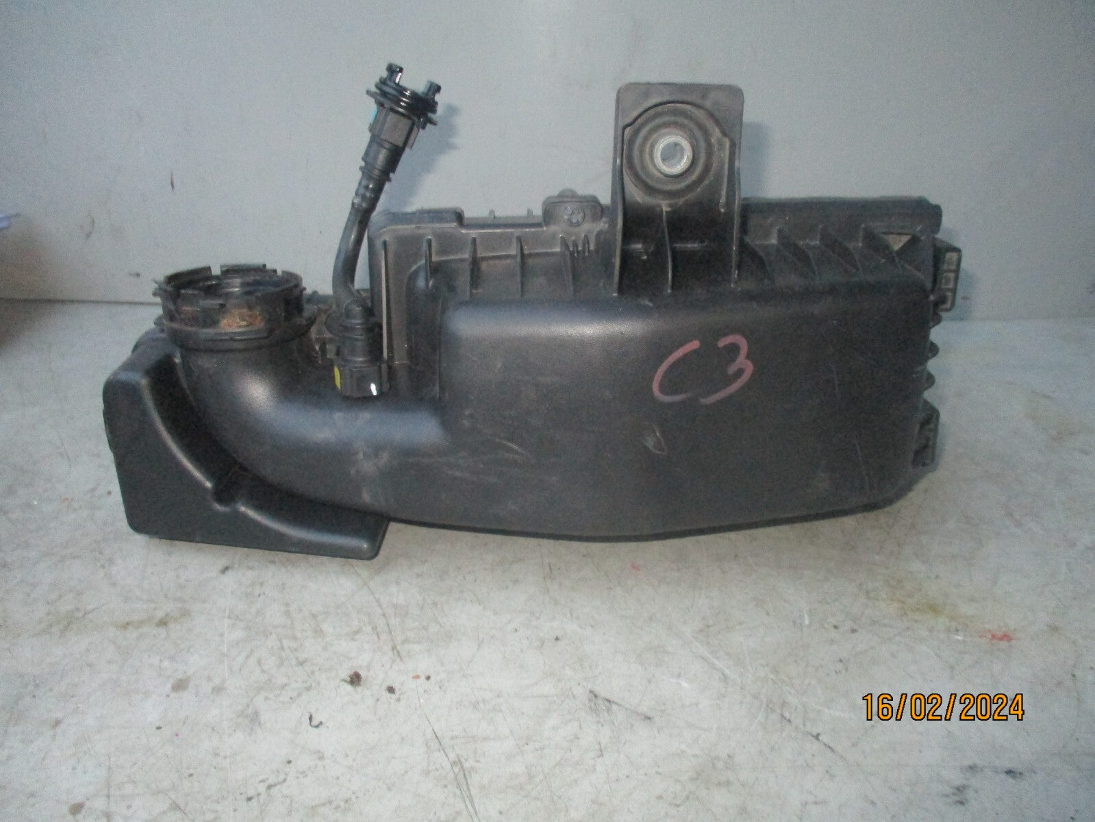 CITROEN C3 MK3 2021 1.2 PETROL AIR FILTER BOX HOUSING 9813534180