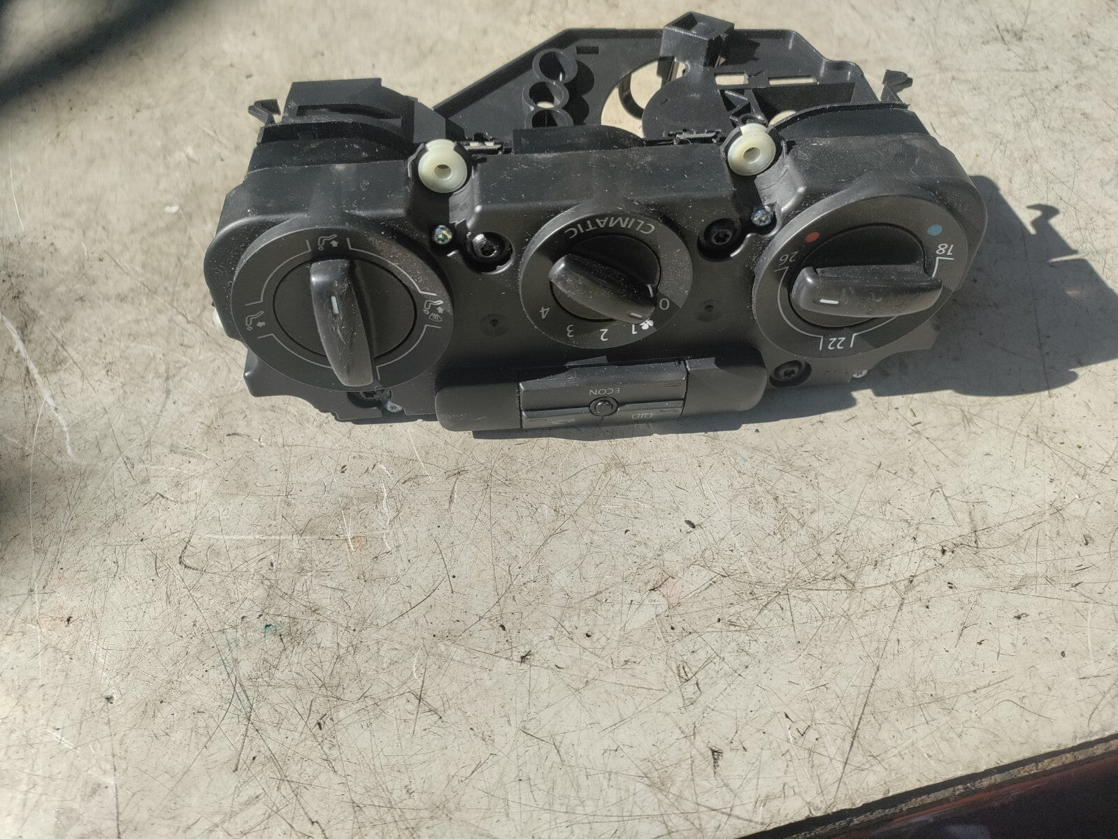 VW VOLKSWAGEN GOLF MK5 2006 AC AIR CON HEATER CONTROL PANEL