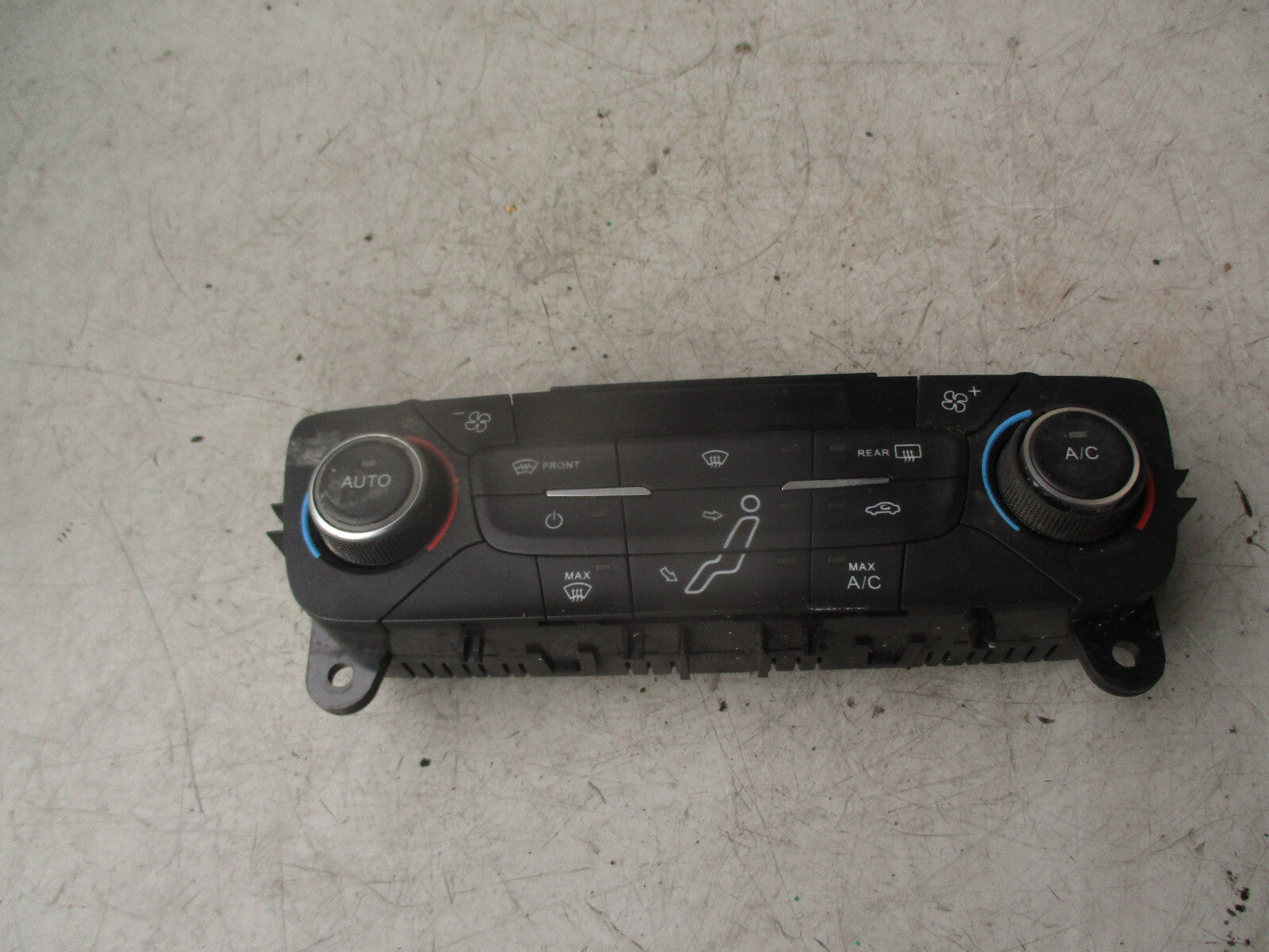 2017 FORD FOCUS MK3 AIR CON AC CLIMATE CONTROL UNIT F1ET18C612BJ