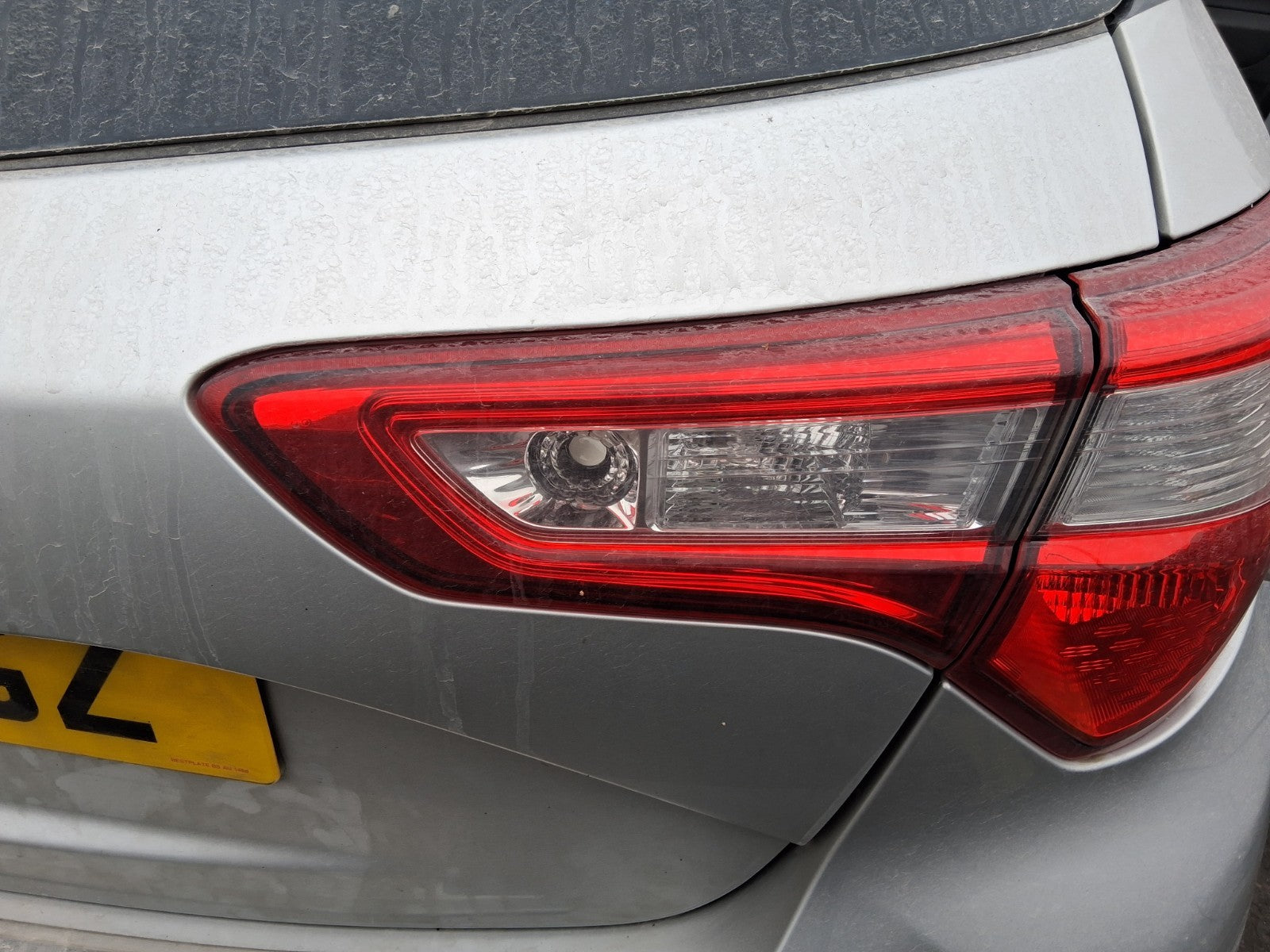 TOYOTA YARIS MK3 2019 FACELIFT OSR DRIVER SIDE REAR INNER TAIL LIGHT LAMP
