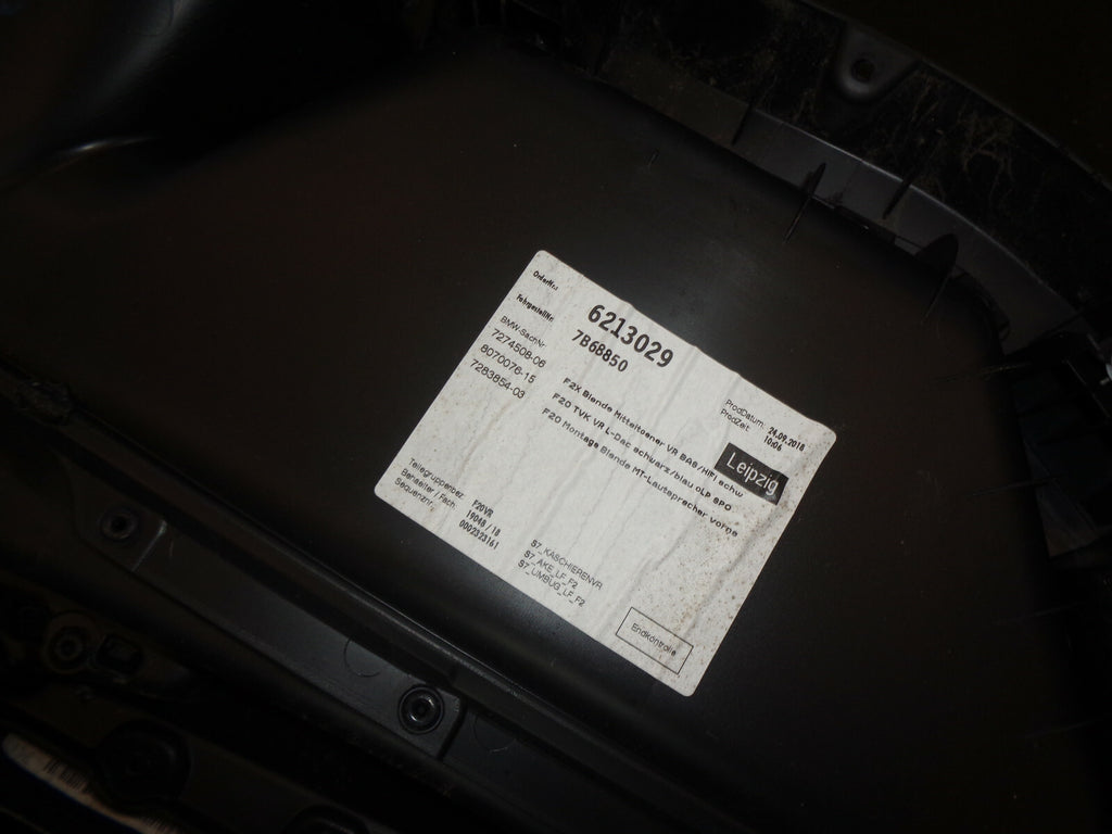 BMW 1 SERIES F20 2019 OSF DRIVER SIDE FRONT DOOR CARD PANEL 7240404