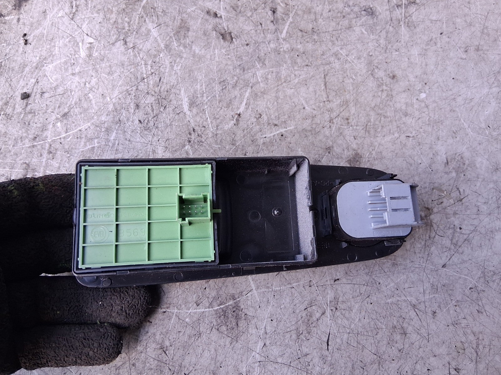 2021 PEUGEOT BOXER MK3 OSF DRIVER SIDE FRONT WINDOW CONTROL SWITCH 07356915110