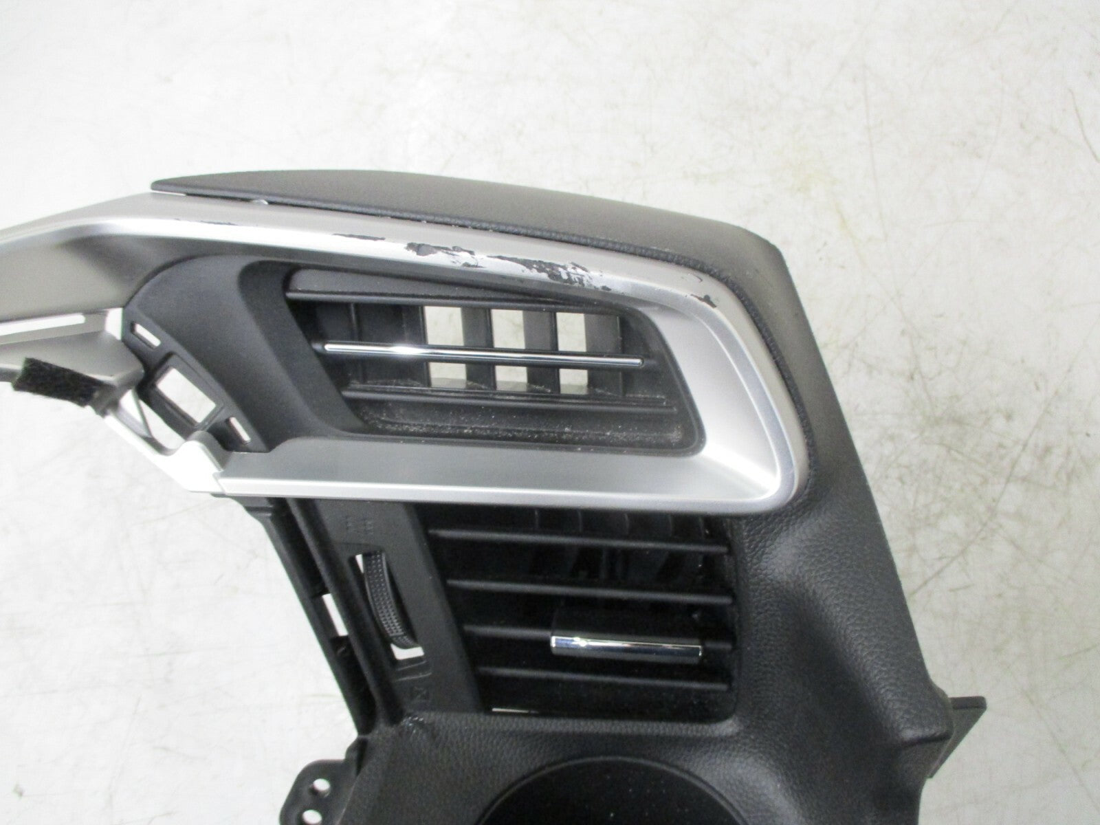 HONDA JAZZ MK4 2018 DASH CUP DRINK HOLDER AIR VENT SURROUND TRIM 77210-T5A-00