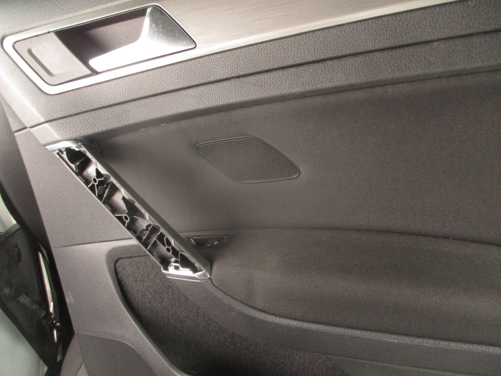 2016 VOLKSWAGEN GOLF MK7 OSR DRIVER SIDE REAR RIGHT DOOR CARD PANEL 5G4867488A