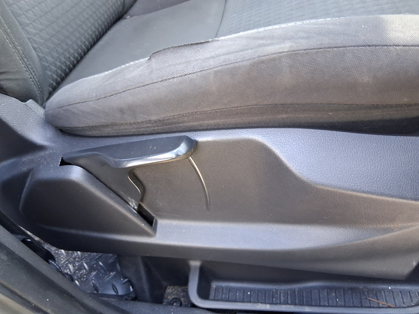 2015 FORD GRAND C MAX MK2 OSF DRIVER SIDE FRONT RIGHT FABRIC SEAT