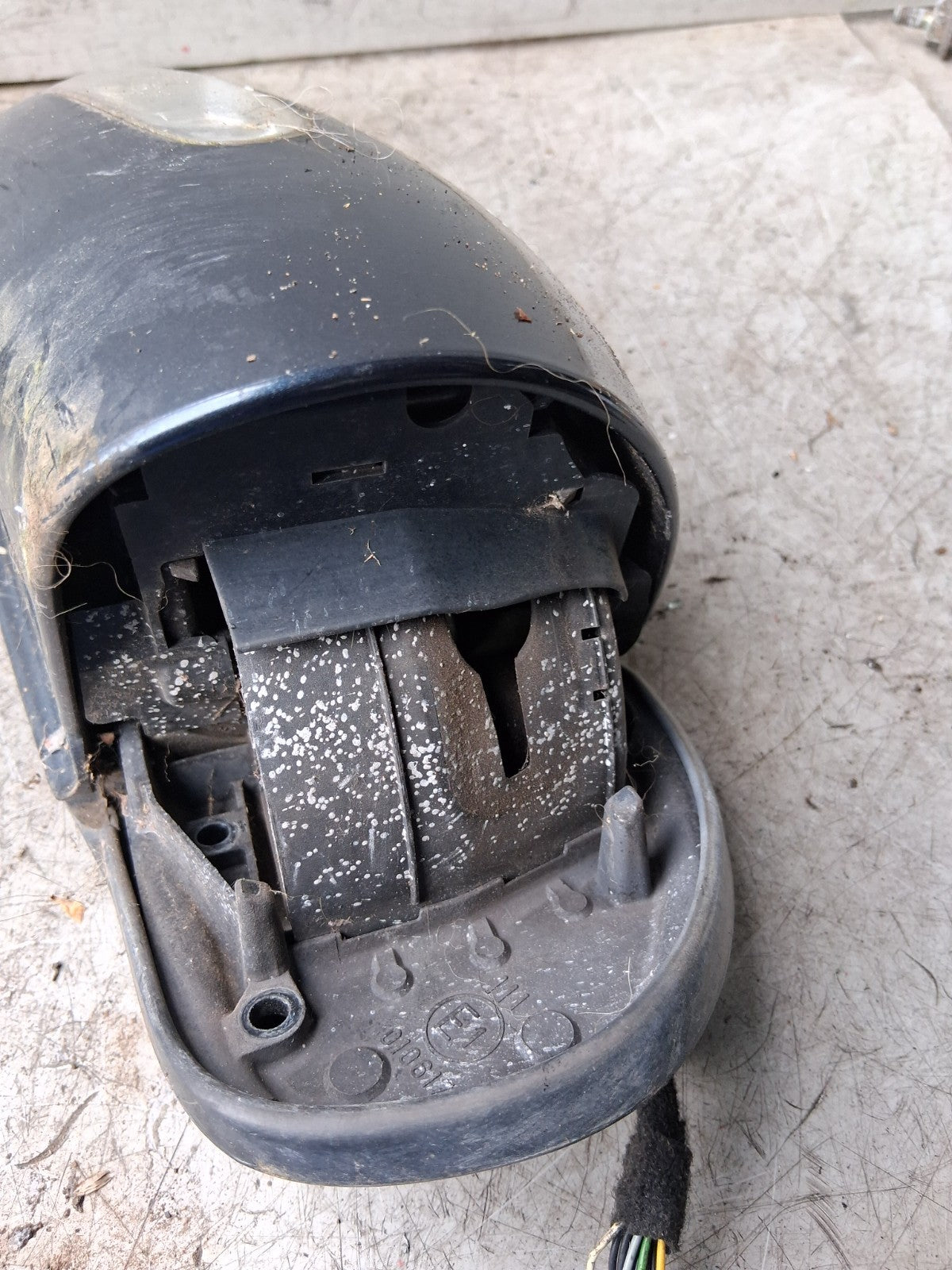 2008 MERCEDES BENZ E CLASS OS DRIVER SIDE WING MIRROR 41-3133-420