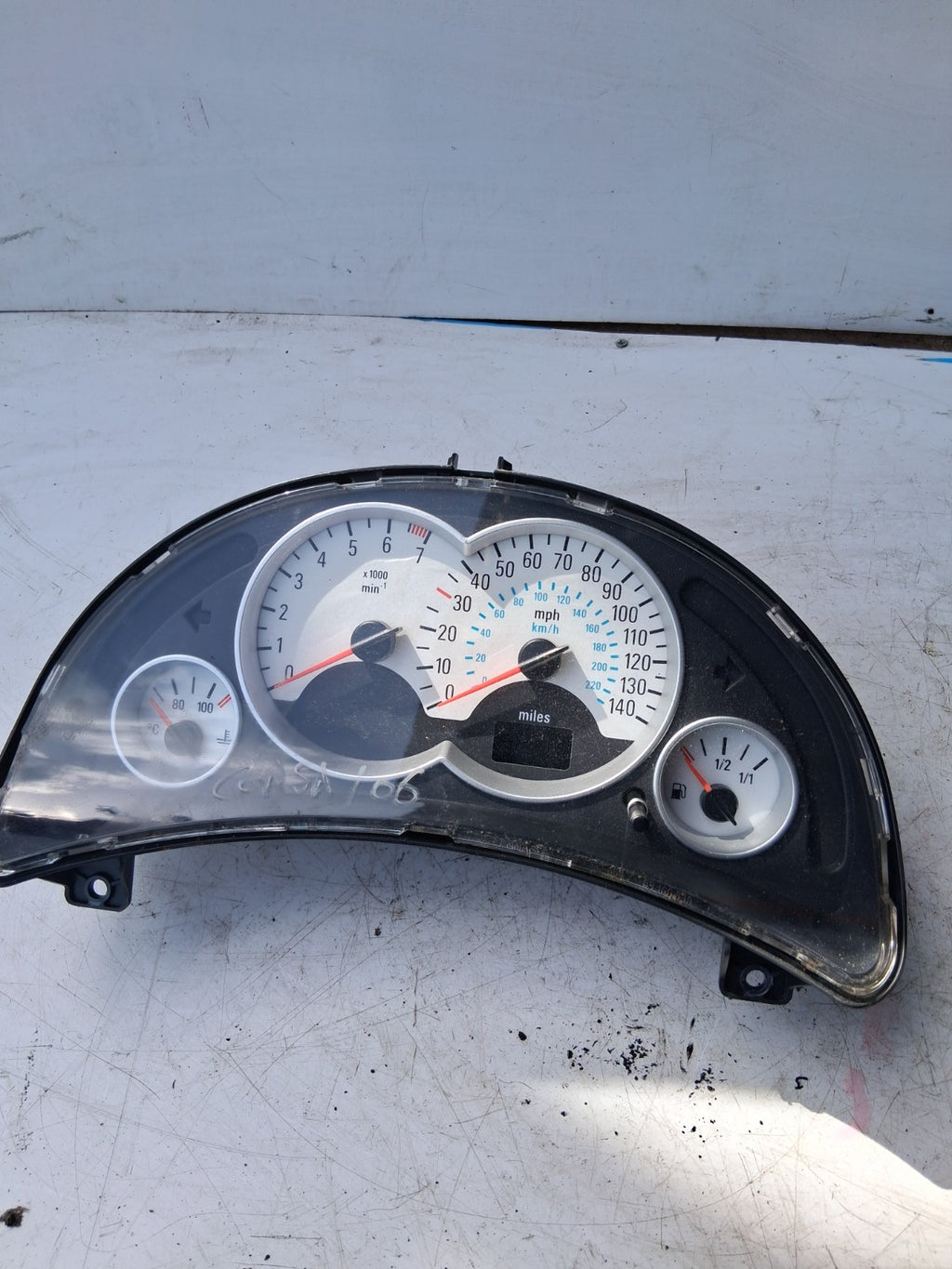 2006 VAUXHALL CORSA  SPEEDOMETER INSTRUMENT CLUSTER 13173358WM