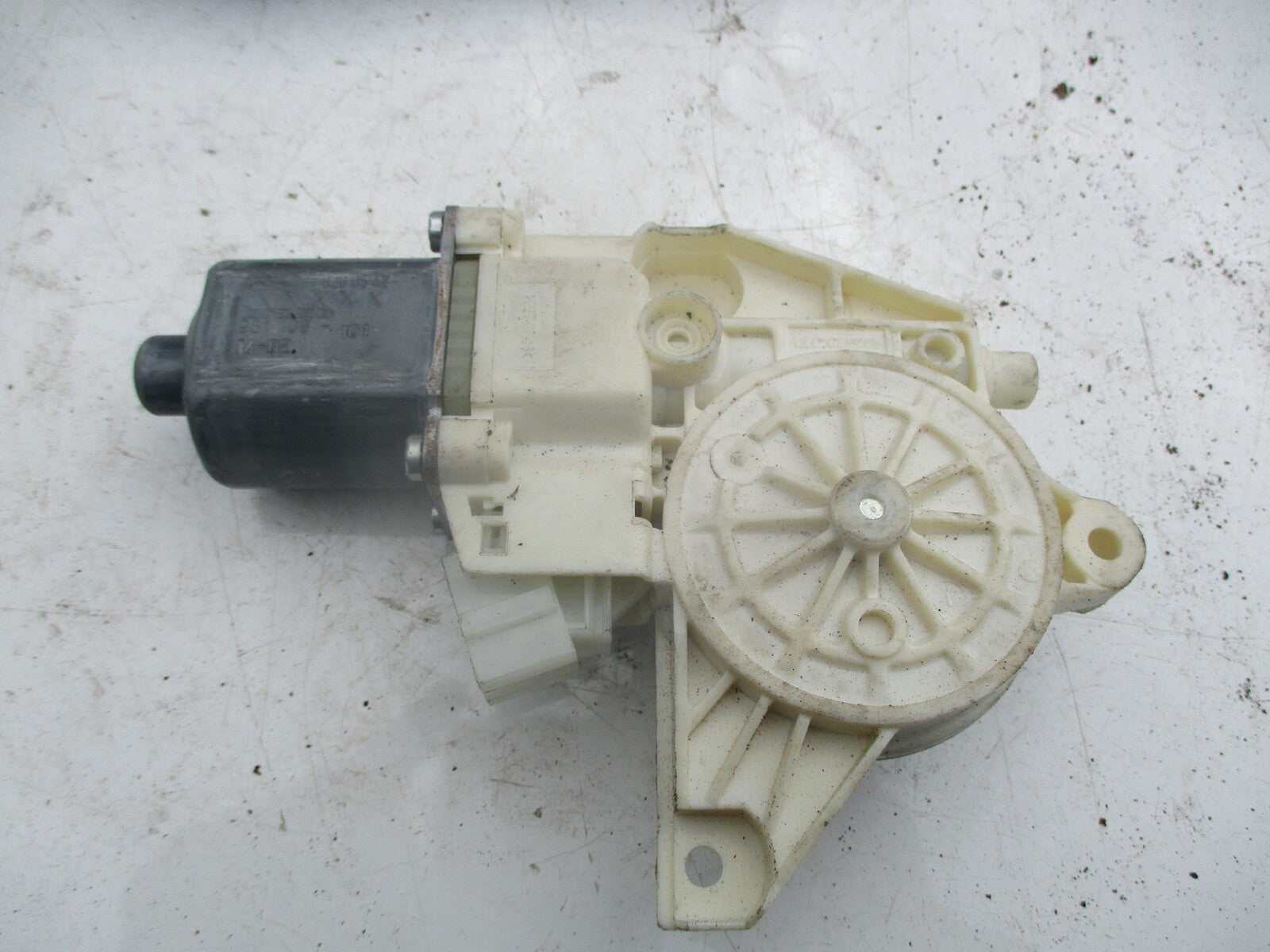 MERCEDES C CLASS S204 2013 C220 NSR PASSENGER REAR WINDOW MOTOR A2048200542