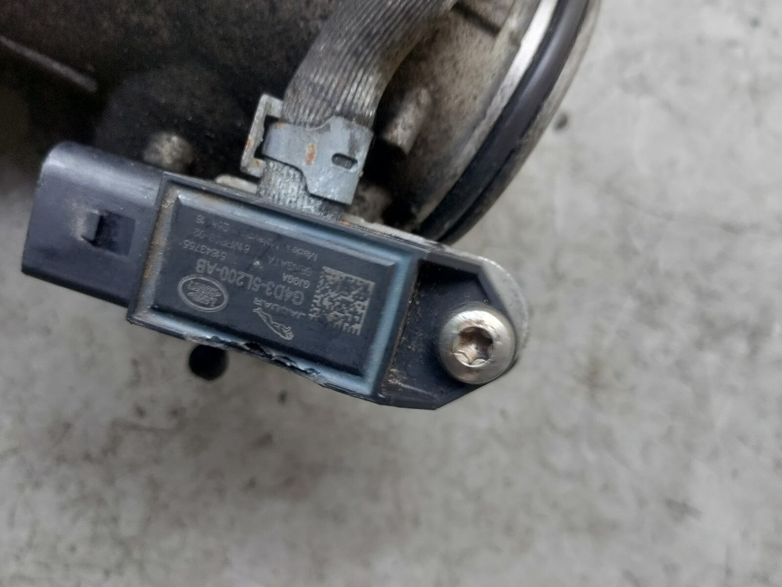 JAGUAR XE 2017 2.0 DIESEL EGR VALVE UNIT G4D35H273AB