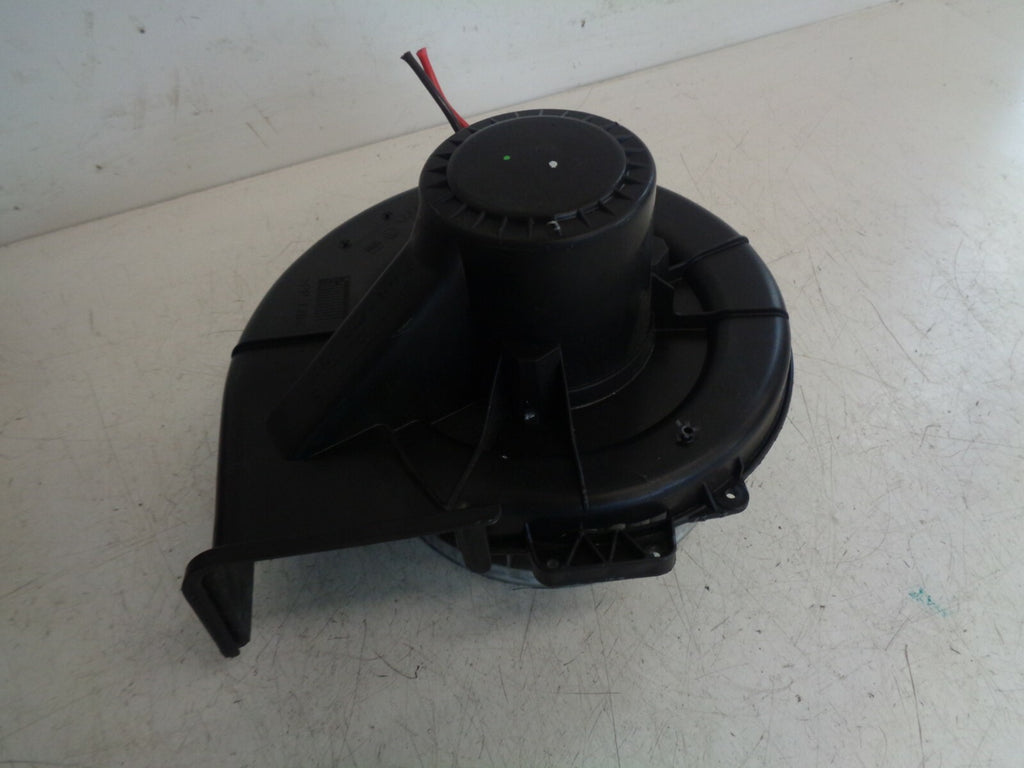 VW VOLKSWAGEN POLO 2014 6R MK5 1.2 PETROL HEATER BLOWER MOTOR 6R2819015