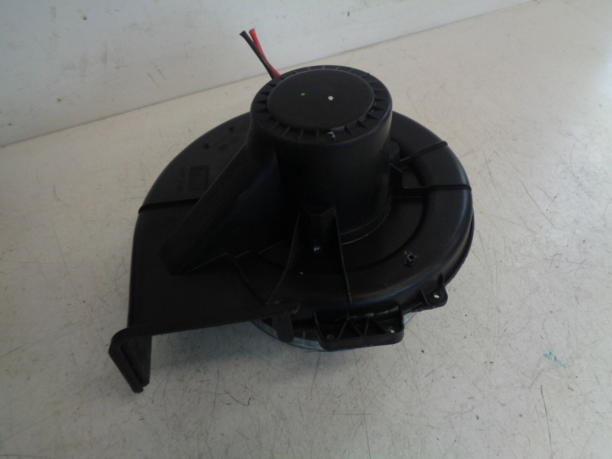 VW VOLKSWAGEN POLO 2014 6R MK5 1.2 PETROL HEATER BLOWER MOTOR 6R2819015