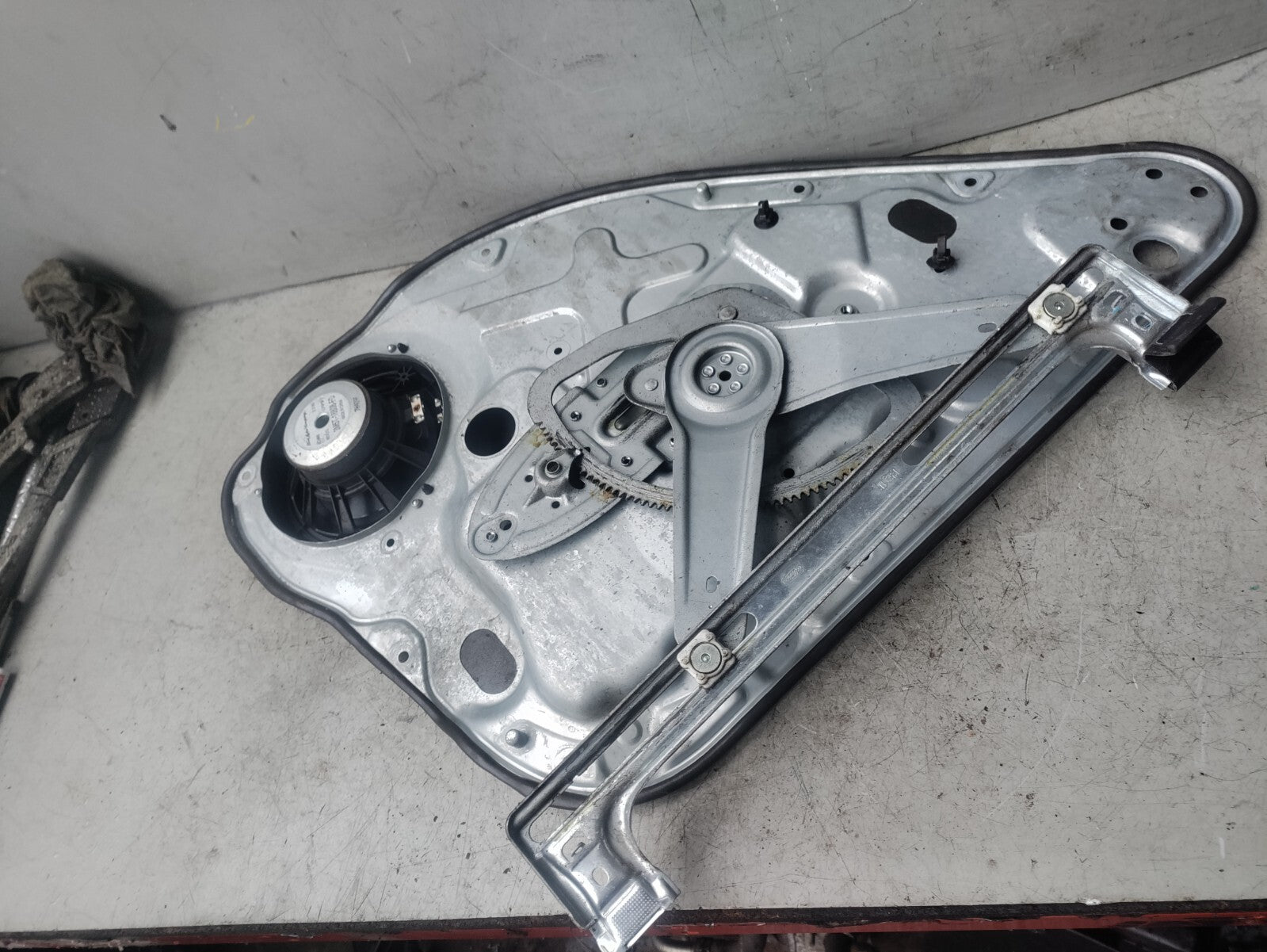 2007 FORD FOCUS MK2 OSR DRIVER REAR WINDOW REGULATOR 7M5T14D218LA