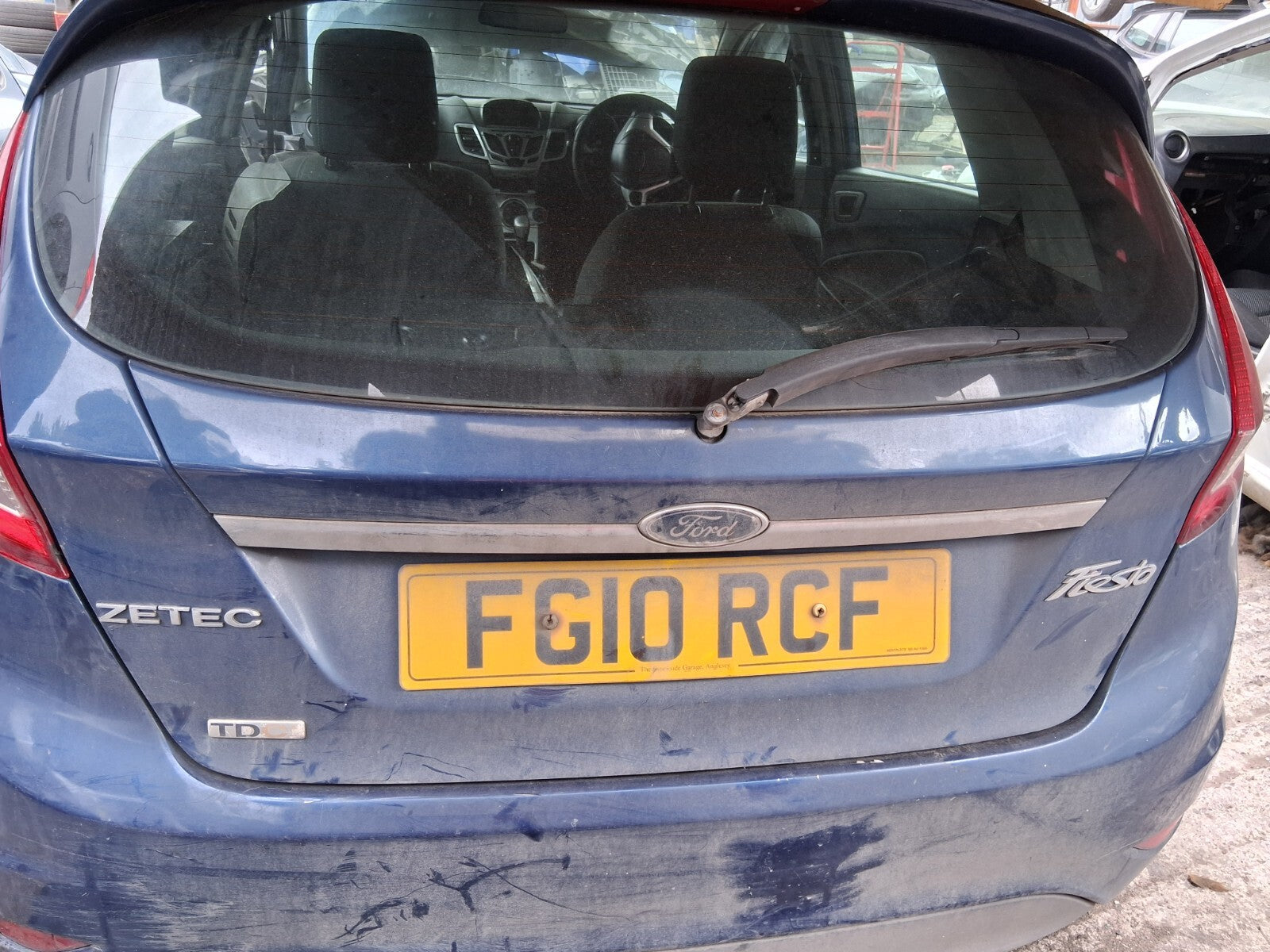 2010 FORD FIESTA MK7 FUEL FLAP LID COVER OCEAN BLUE