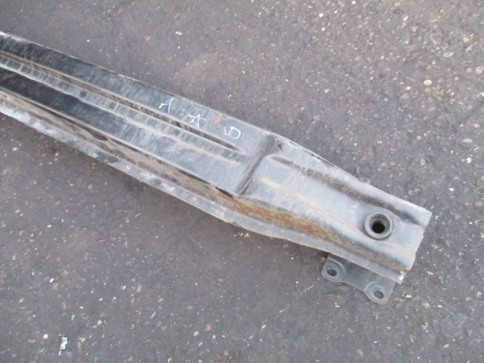 2013 VW VOLKSWAGEN GOLF MK7 REAR BUMPER REINFORCEMENT CRASH BAR