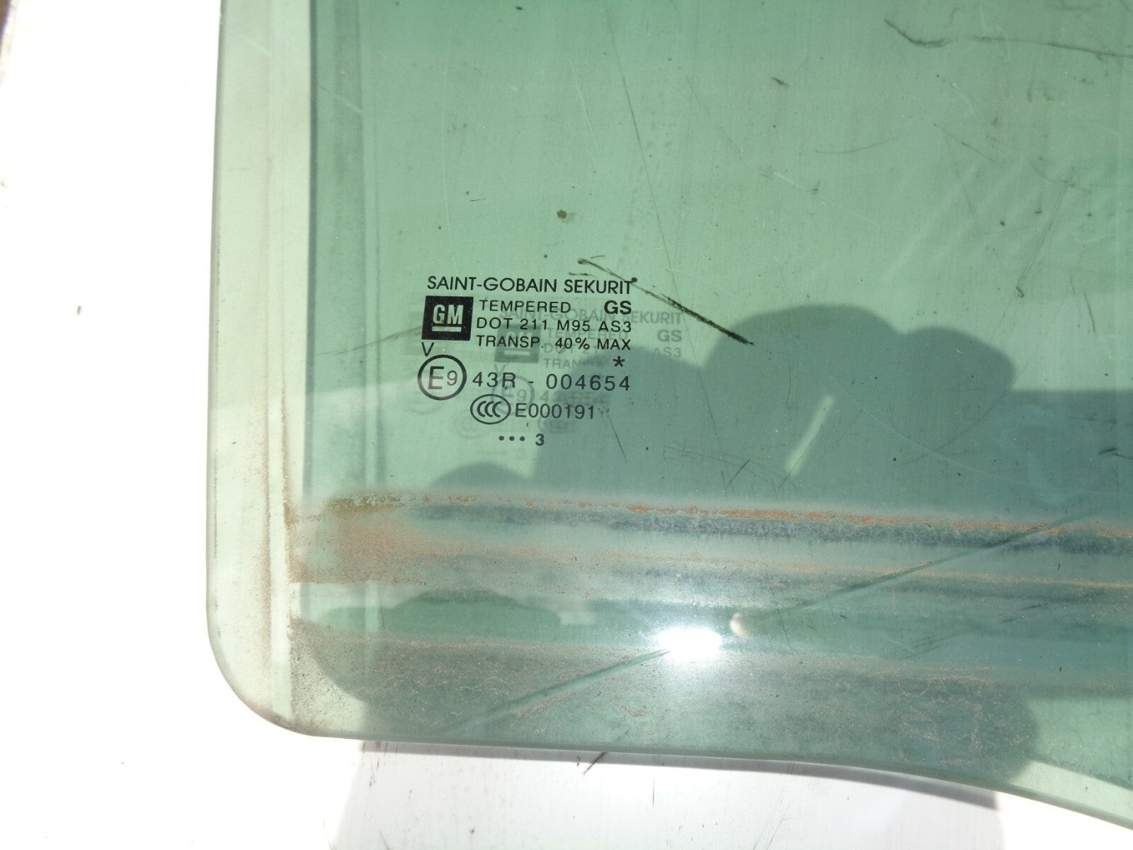 VAUXHALL CORSA D 2013 1.3 CDTI DIESEL OFF SIDE REAR WINDOW GLASS