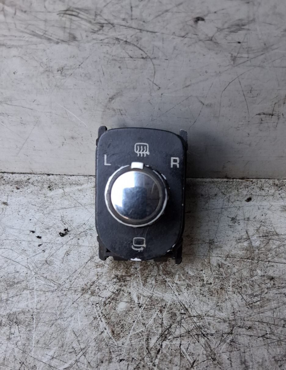 VW VOLKSWAGEN TOUAREG 2005 ELECTRIC MIRROR ADJUSTMENT SWITCH CONTROL 7L6959565