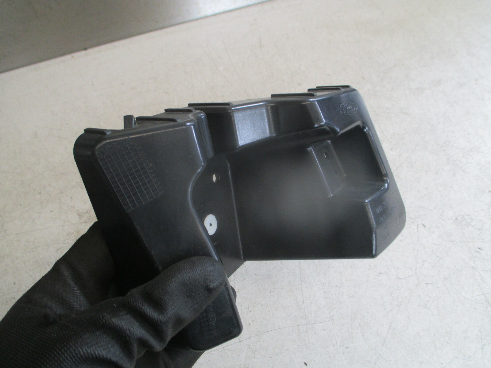 FORD GALAXY 2020 MK4 NSR PASSENGER SIDE REAR BUMPER BRACKET EM2B17D949