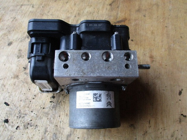 CITROEN C4 CACTUS 2018 1.2 PETROL ABS PUMP MODULATOR 9827194580