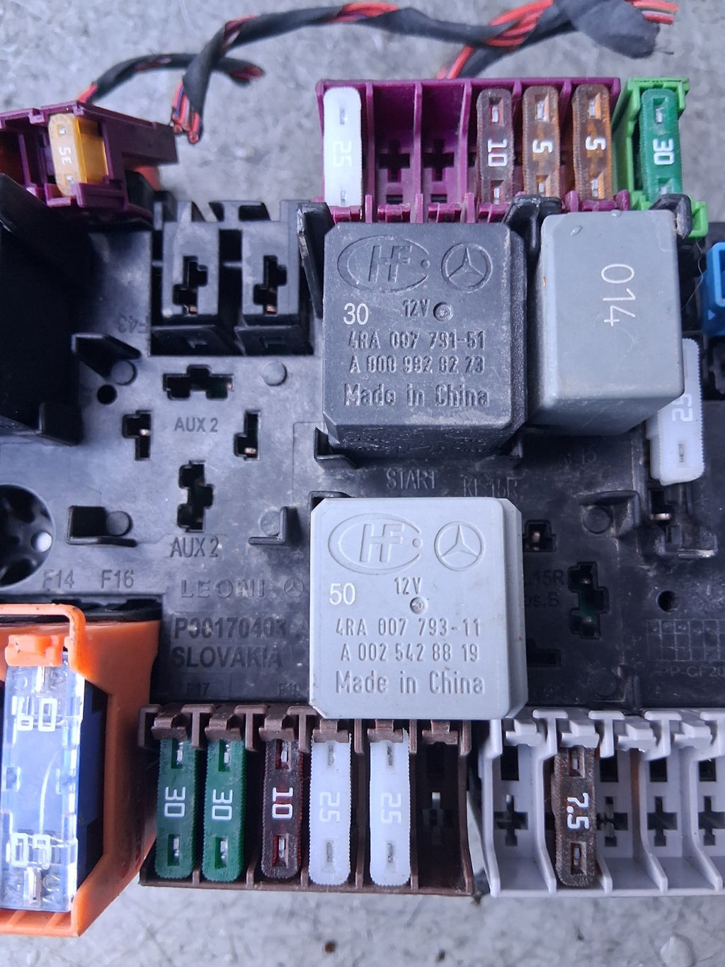 2024 MERCEDES BENZ SPRINTER FUSE BOX RELAY A9075450100