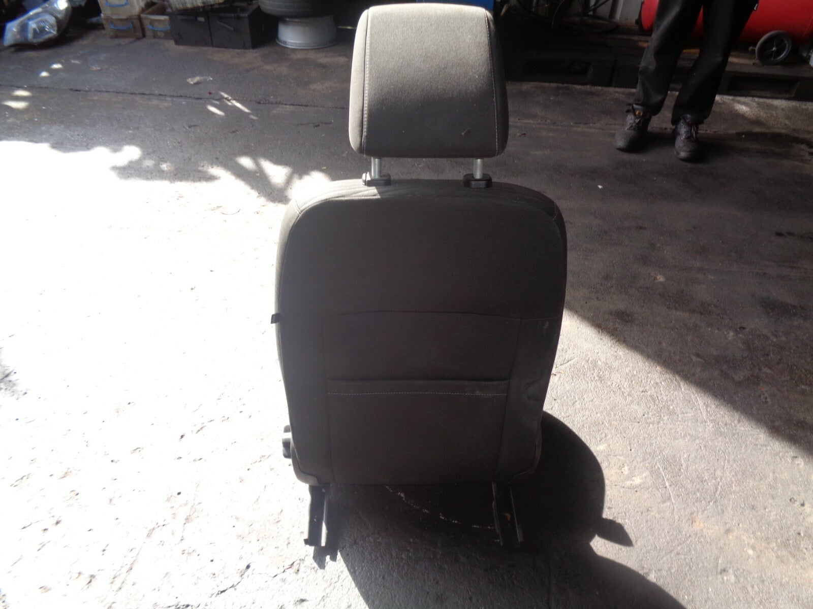 FORD FIESTA MK7 5 DOOR 2016 NS PASSENGER SIDE COMPLETE SEAT FABRIC