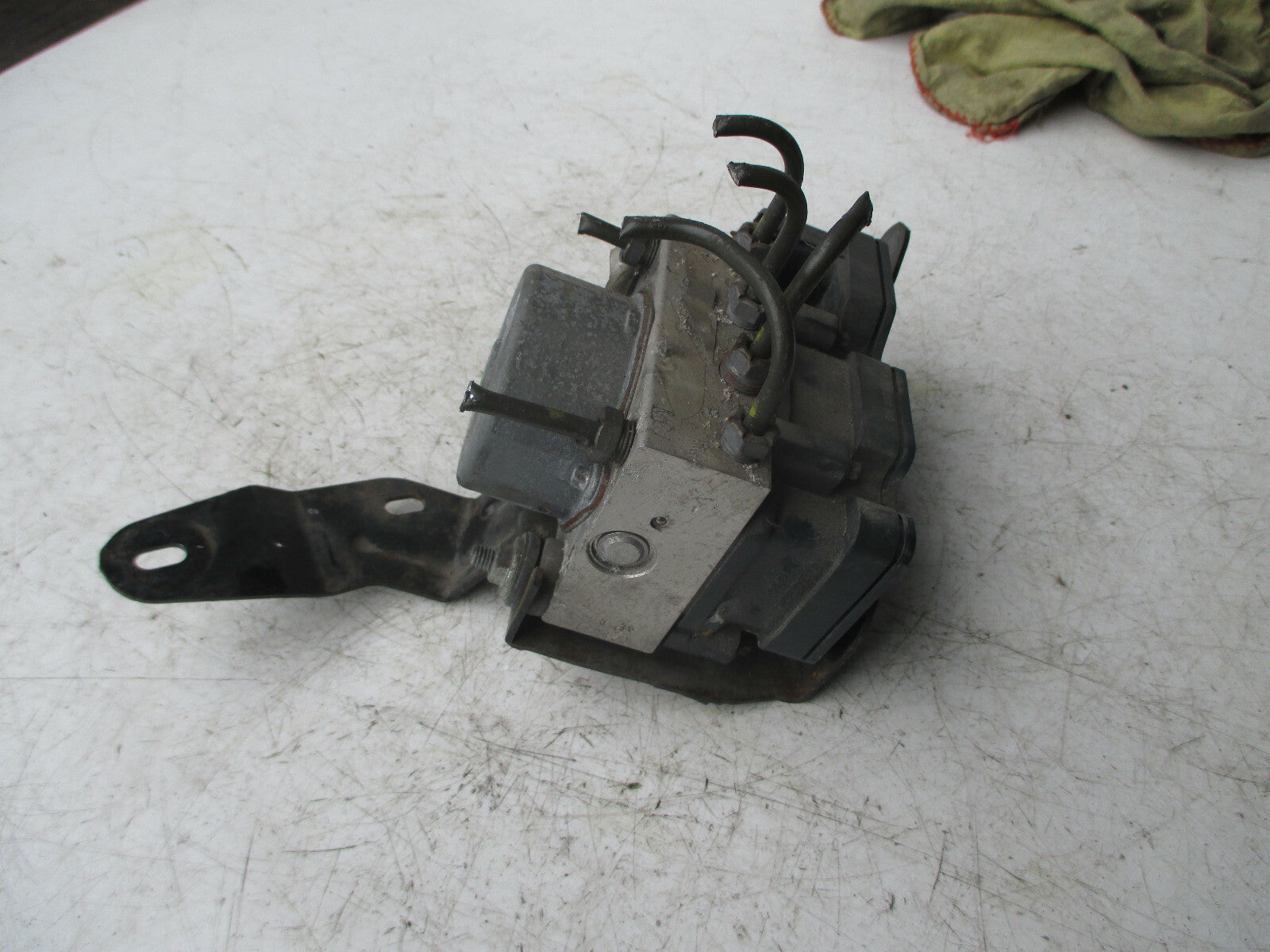 RENAULT KANGOO 2013 ABS BRAKE PUMP CONTROLLER ECU MODULE 476605718 0265260302