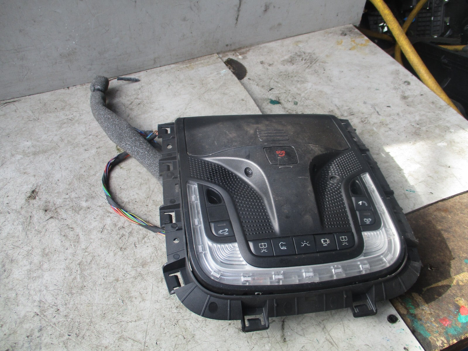 2021 MERCEDES SPRINTER W907 INTERIOR FRONT ROOF READING LIGHT A4478200035