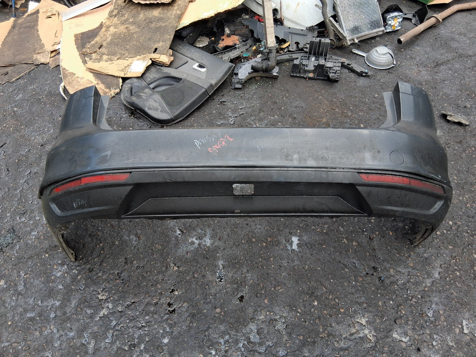 2018 VW VOLKSWAGEN PASSAT B8 ESTATE REAR BUMPER GREY