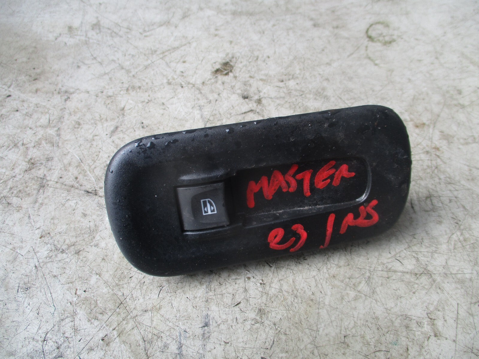 2023 RENAULT MASTER NSF PASSENGER SIDE WINDOW SWITCH 2444203X