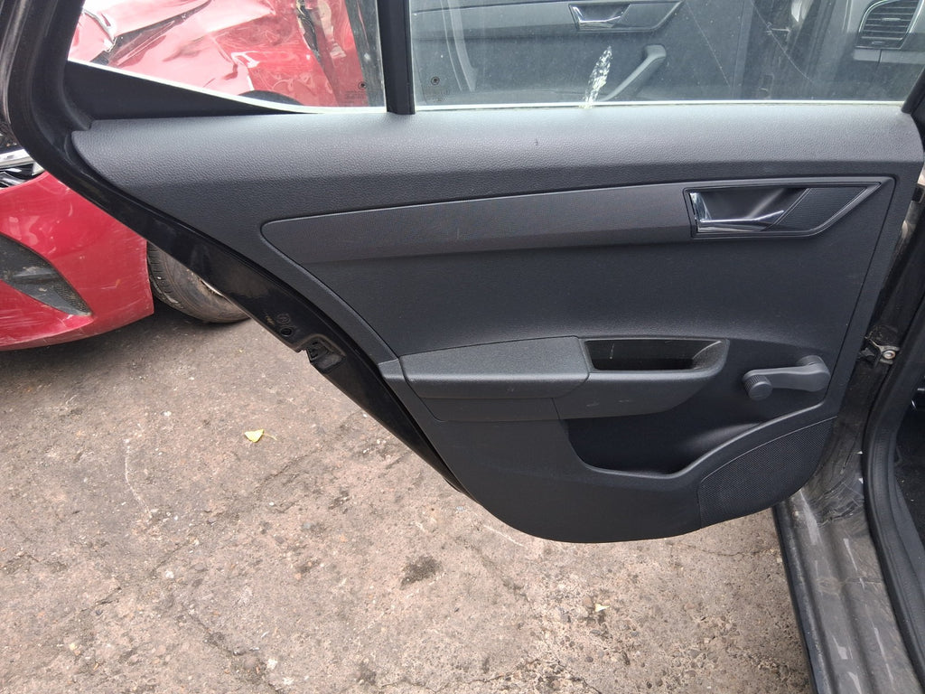2020 SKODA FABIA MK3 NJ HATCHBACK NSR PASSENGER SIDE REAR LEFT DOOR CARD PANEL