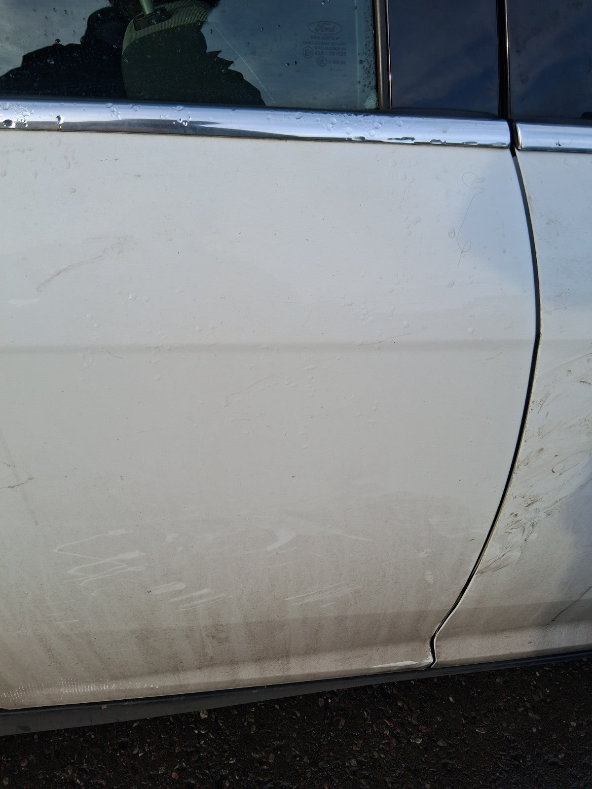 2013 FORD FOCUS MK3 HATCHBACK OSR DRIVER SIDE REAR RIGHT COMPLETE DOOR WHITE Z2