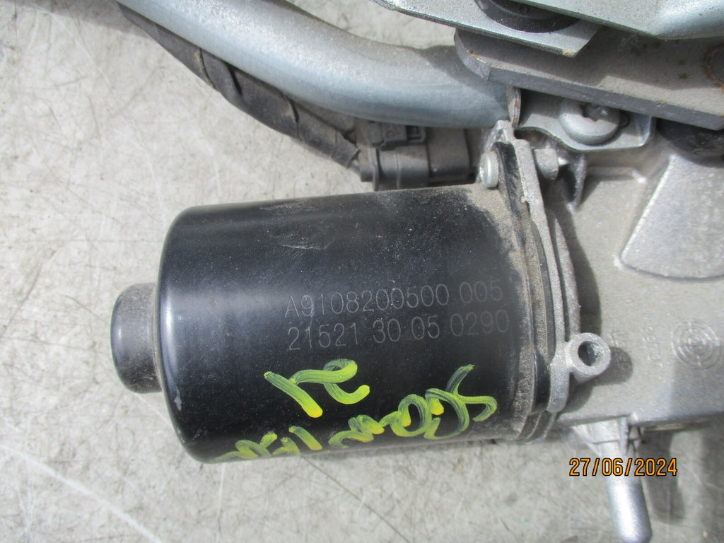 2021 MERCEDES SPRINTER W907 FRONT WINDSCREEN WIPER MOTOR LINKAGES A9108200500