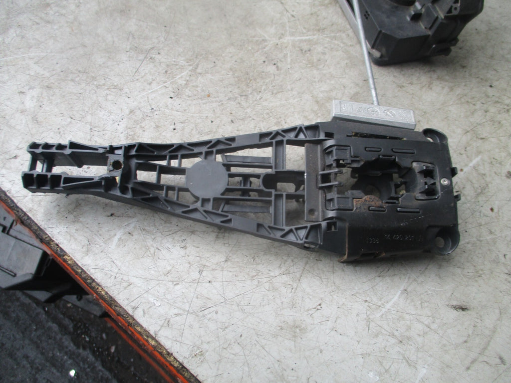 2012 VAUXHALL CORSA E DOOR LOCK MECH 113431839